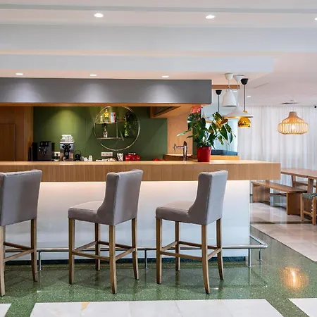 Hotel Niagara 4*